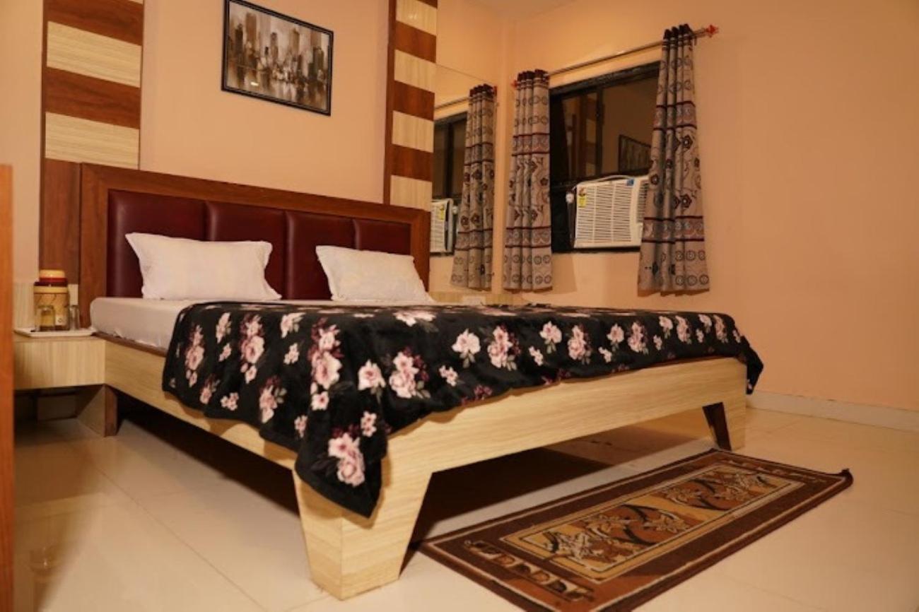 Hotel Shubh Shree Bilaspur Exteriör bild